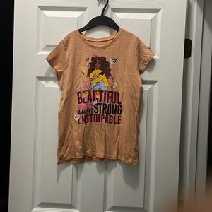 Girl’s shirt
